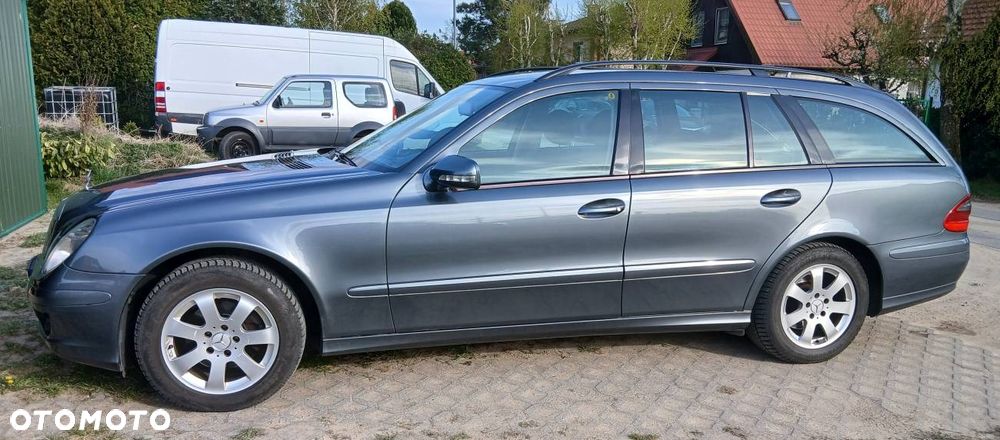 Mercedes-Benz Klasa E 200 Kompressor Automatik Classic - 25