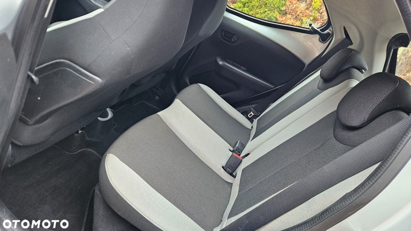 Toyota Aygo - 16