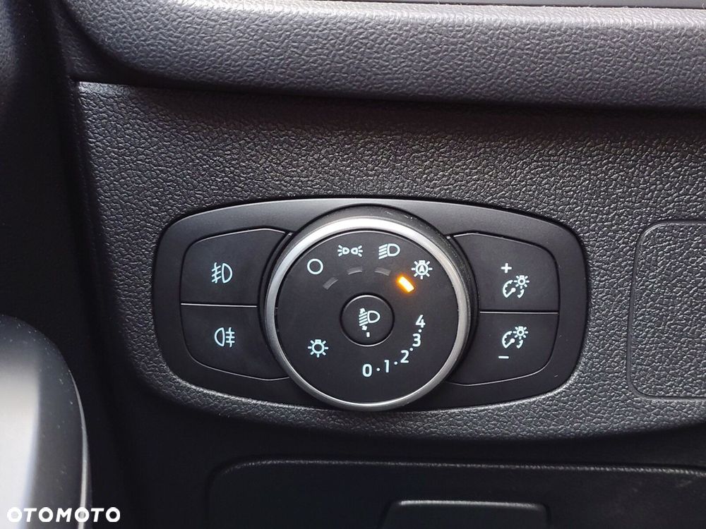 Ford Focus 1.5 EcoBlue Active Business - 21