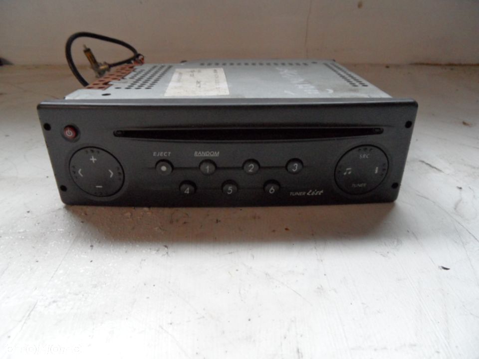 RADIO CD ORGINAL LAGUNA 2 II 8200002607 - 1