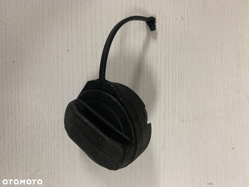 KOREK WLEWU PALIWA AUDI SEAT SKODA VOLKSWAGEN NOWY - 1
