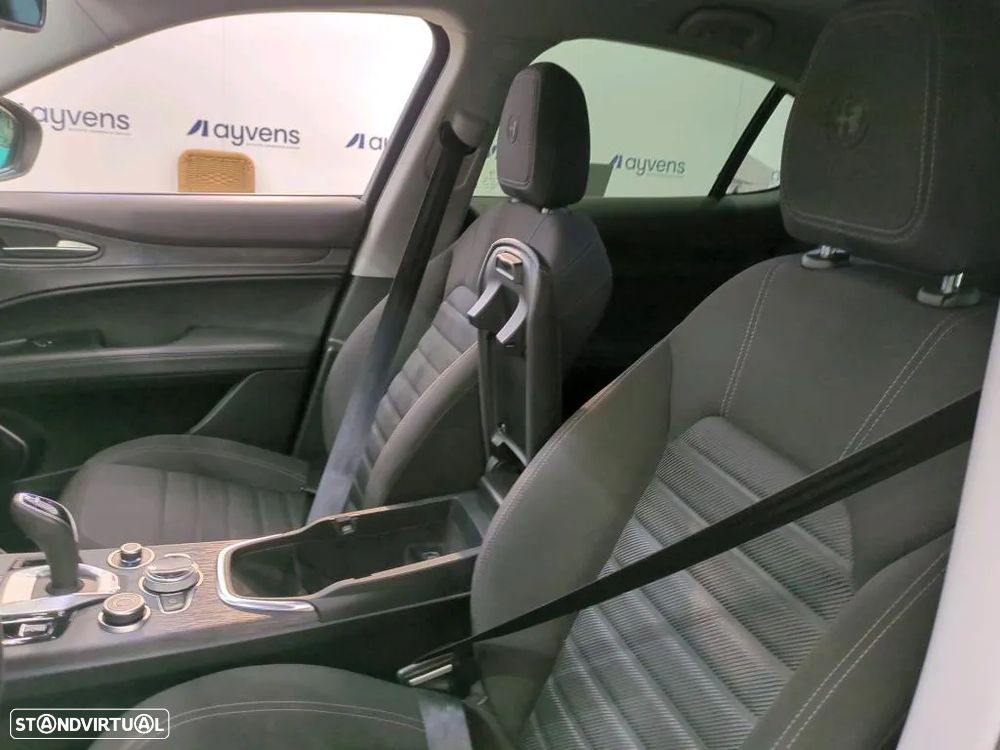 Alfa Romeo Stelvio 2.2 D Super AT8 - 5