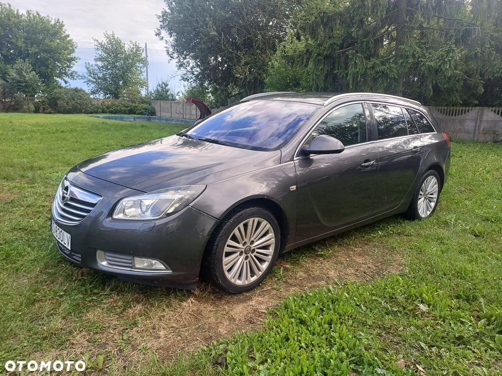 Opel Insignia - 1