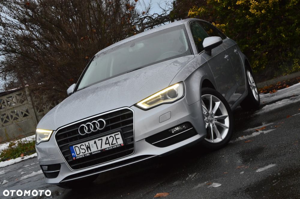 Audi A3 Sportback 1.8 TFSI S tronic Ambiente - 23