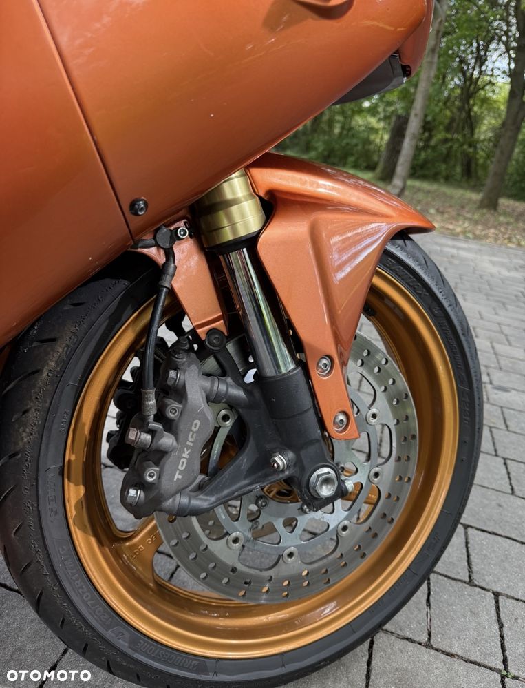 Honda CBR - 13