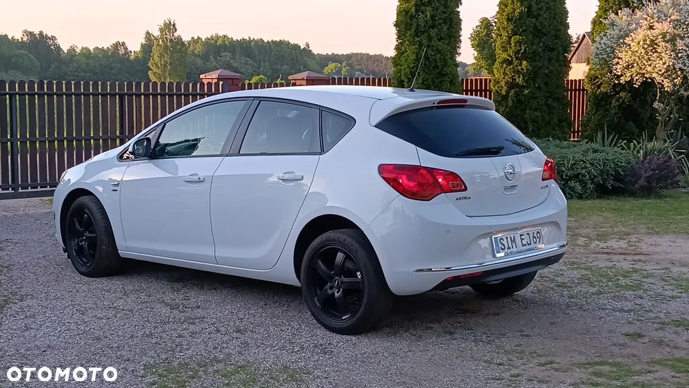 Opel Astra 1.4 T Edition 150 - 3