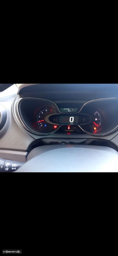 Renault Captur 1.5 dCi Exclusive - 13