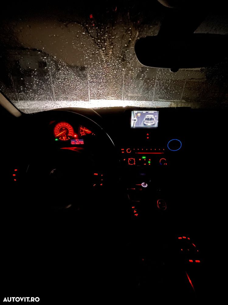 BMW Seria 1 120d Sport Line - 16