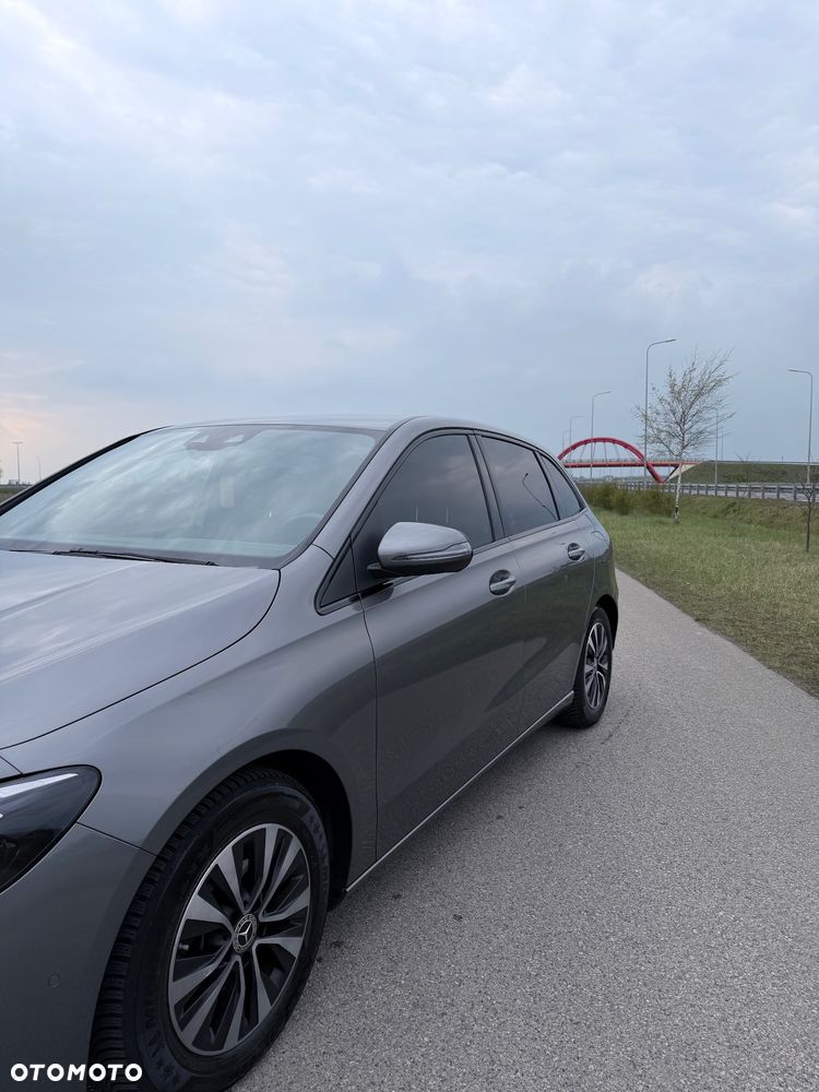 Mercedes-Benz Klasa B 180 7G-DCT - 2