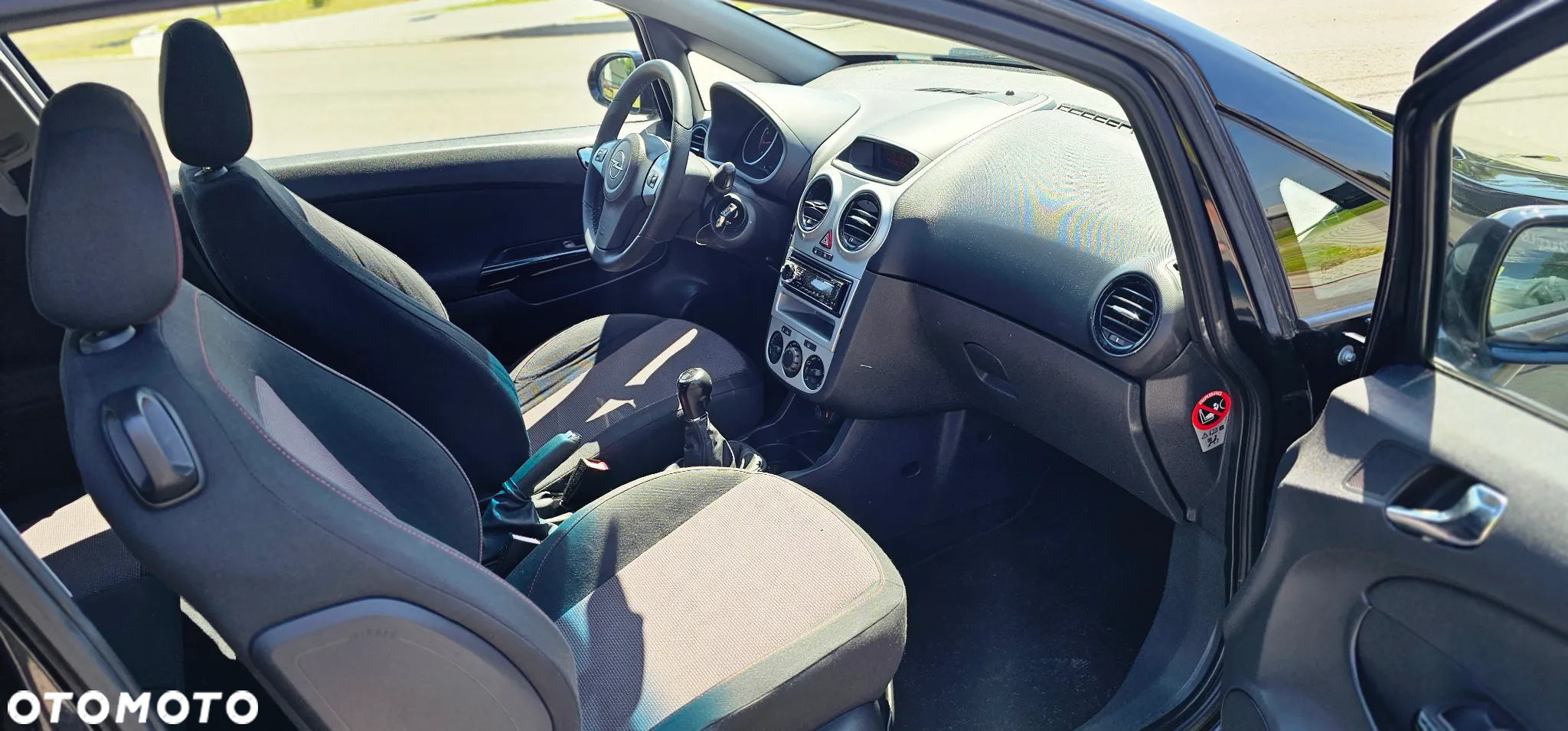 Opel Corsa 1.4 T Cosmo S&S - 9
