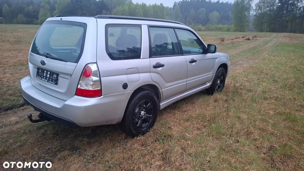 Subaru Forester 2.0X Trend - 6