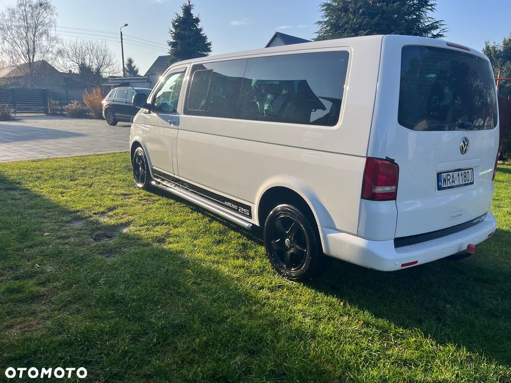 Volkswagen Multivan - 7