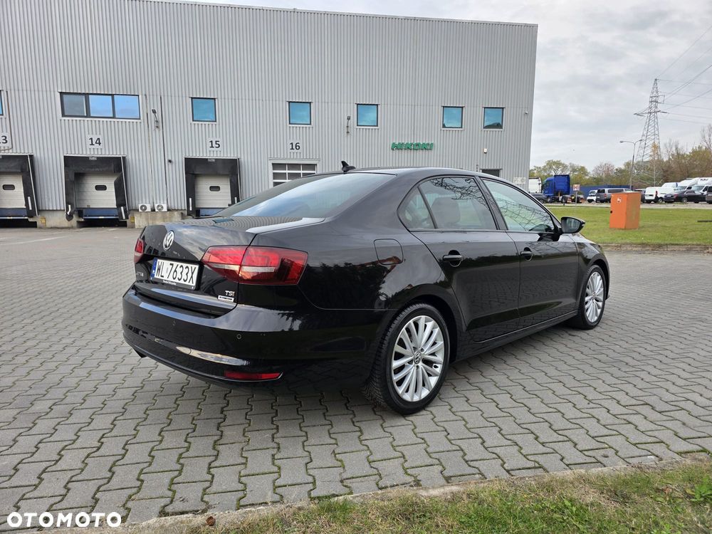 Volkswagen Jetta 1.4 TSI BMT Highline DSG - 9