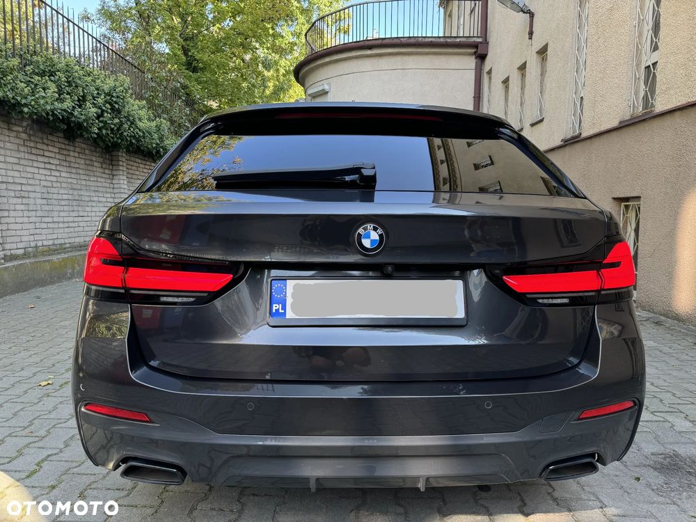 BMW Seria 5 518d mHEV - 7
