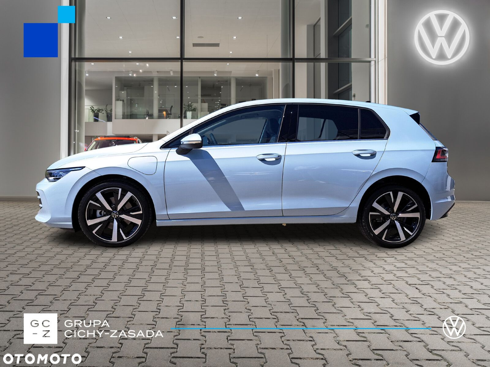 Volkswagen Golf - 2
