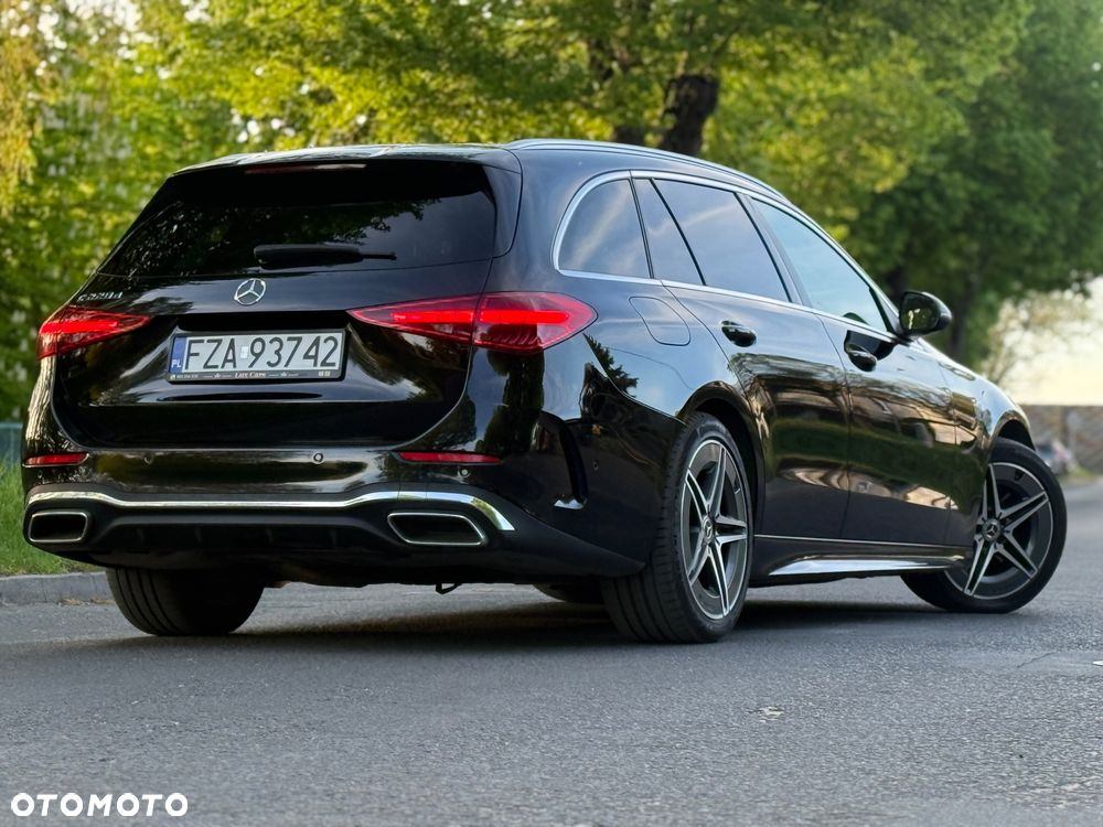 Mercedes-Benz Klasa C 220 d mHEV AMG - 16