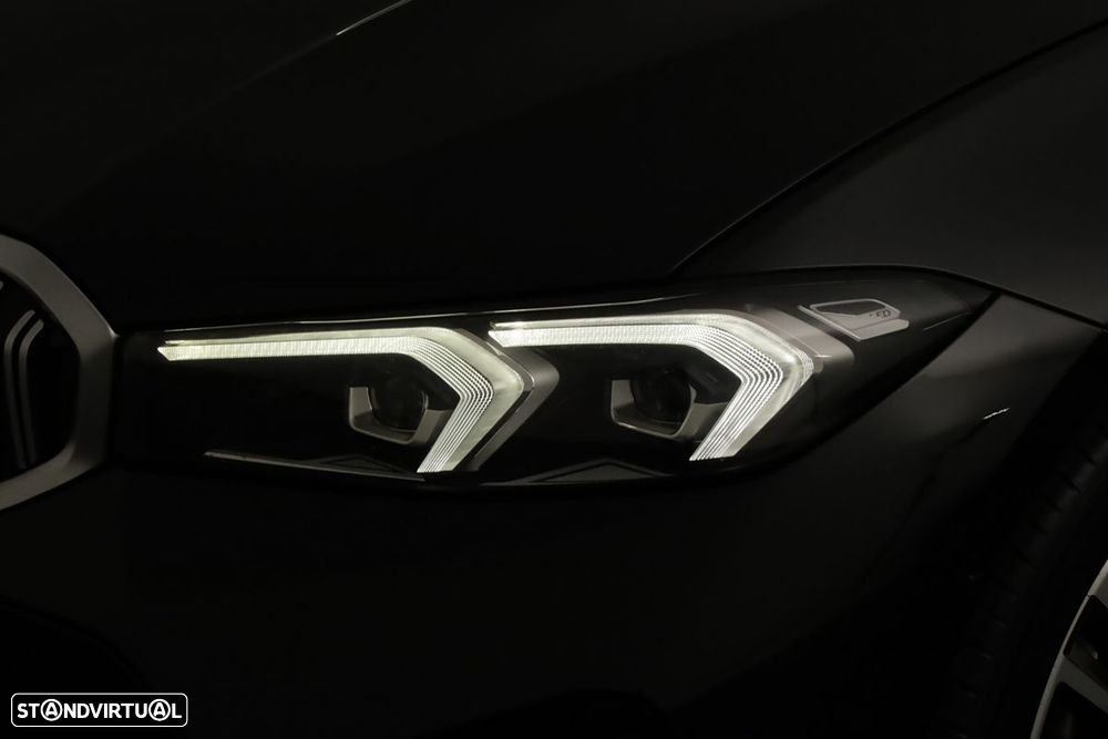 BMW 330 e Edição Desportiva M Auto - 6