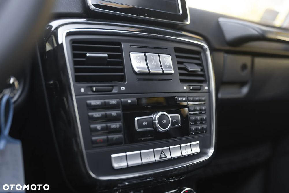 Mercedes-Benz Klasa G 350 BlueTEC 7G-TRONIC - 25