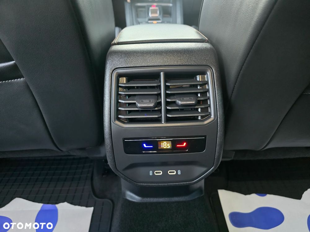 Cupra Formentor 1.5 eTSI DSG - 24