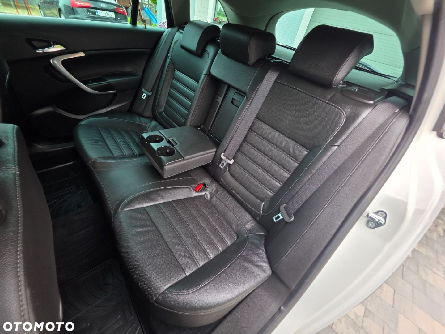 Opel Insignia - 21