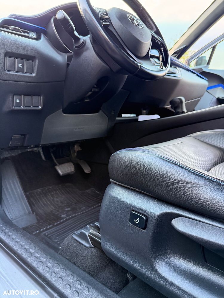 Toyota C-HR Style - 13