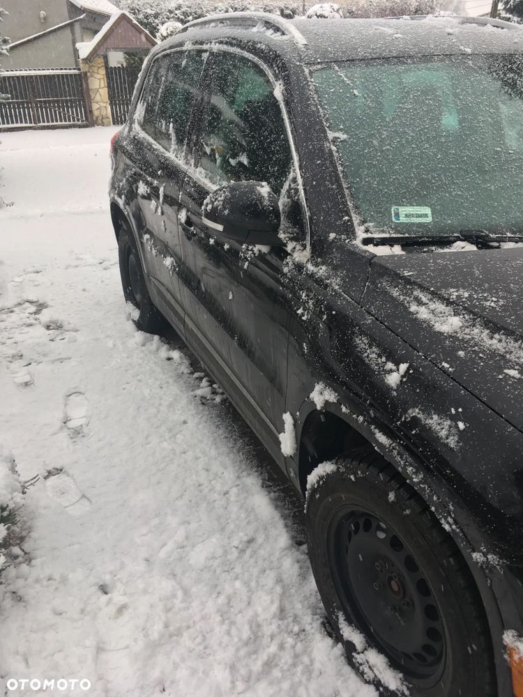 Volkswagen Tiguan - 12