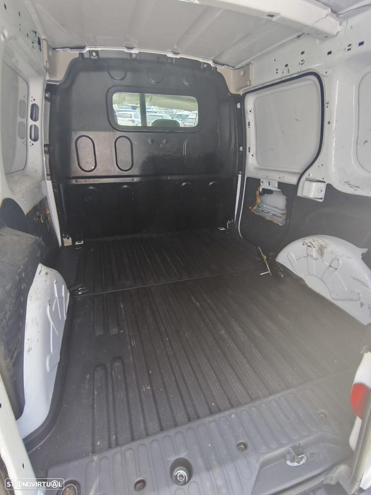 Renault Kangoo 1.5 dCi 95 - 11