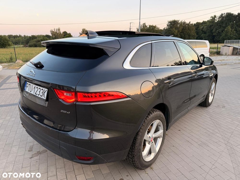 Jaguar F-Pace 20d Prestige - 10