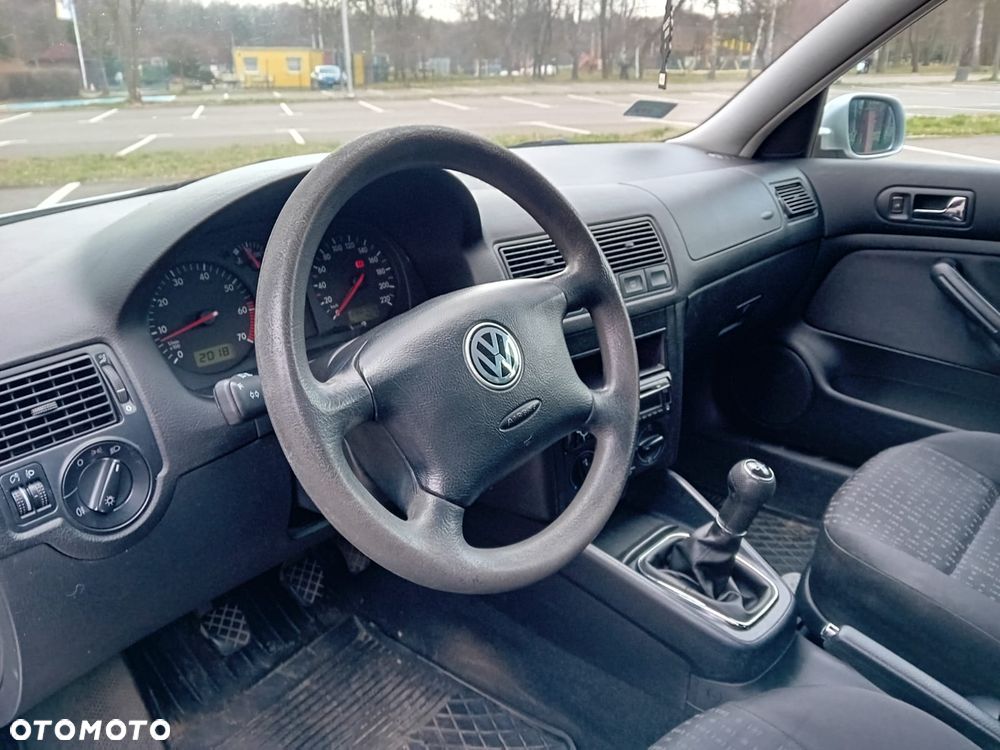 Volkswagen Golf 1.4 Comfortline - 15