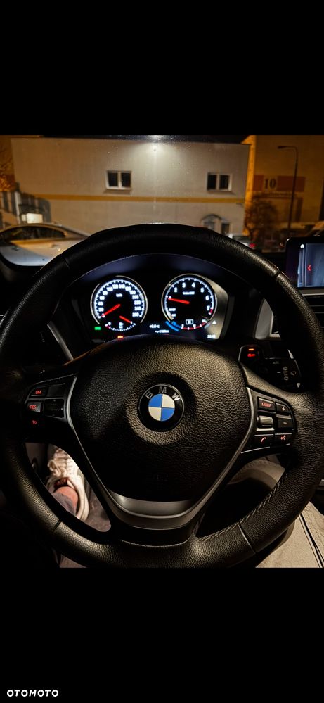 BMW Seria 1 118i - 10