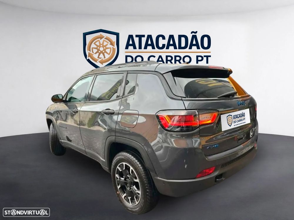 Jeep Compass - 51
