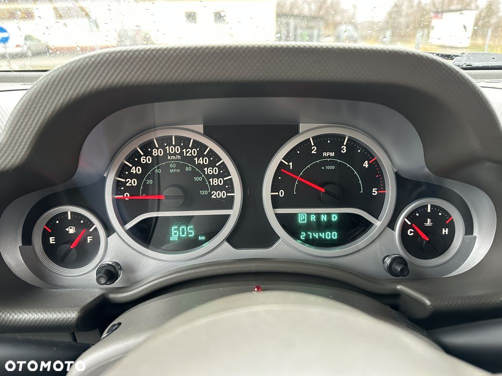 Jeep Wrangler Unlimited 2.8 CRD Sport - 14