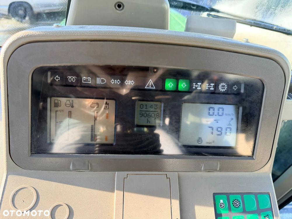 Fendt 718 Vario TMS - 12