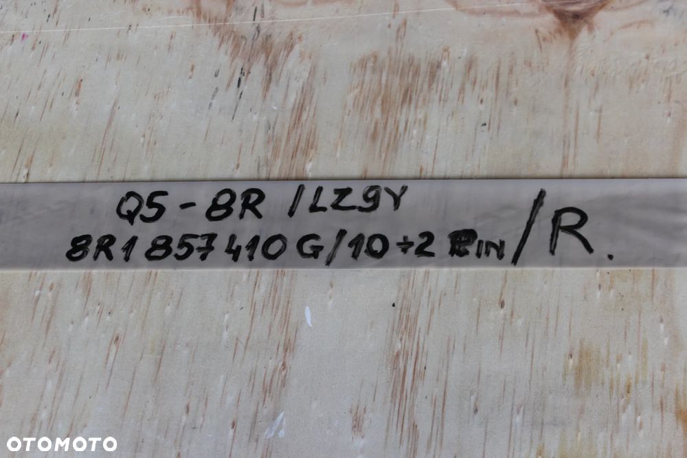 LUSTERKO PRAWE AUDI Q5 8R 10 + 2 PIN 8R1857410G LZ9Y EU 2016 - 12