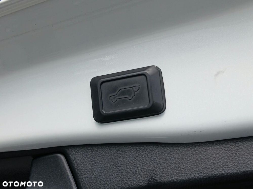 Toyota RAV4 2.5 Hybrid Selection 4x4 - 36
