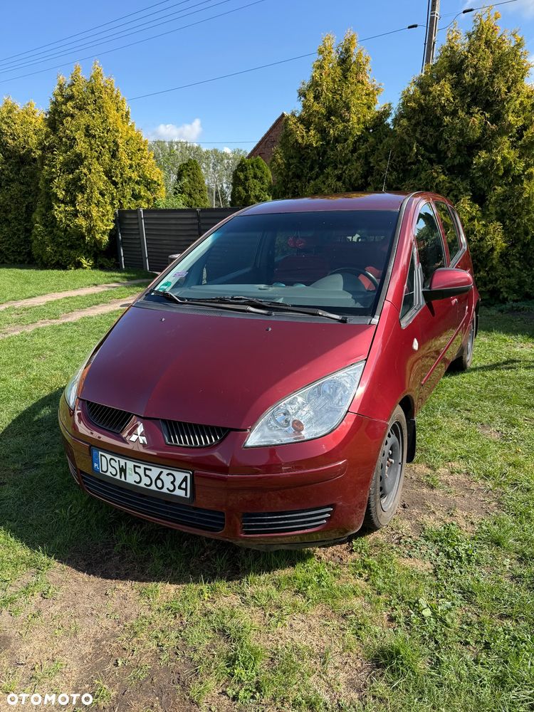 Mitsubishi Colt - 1