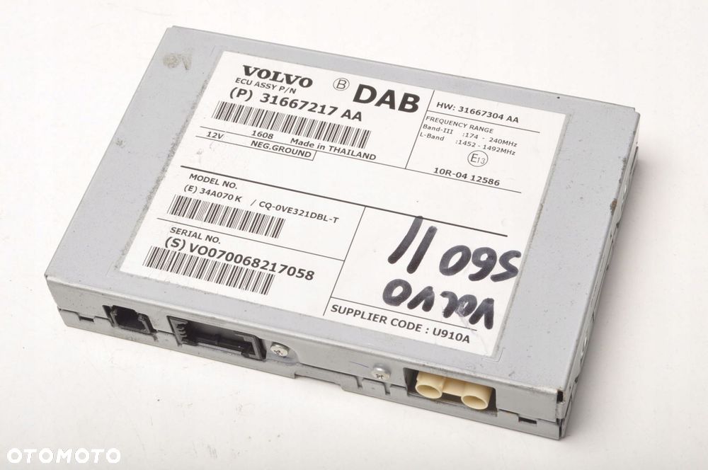 VOLVO S60 II V60 WZMACNIACZ ANTENOWY 31667217AA - 1