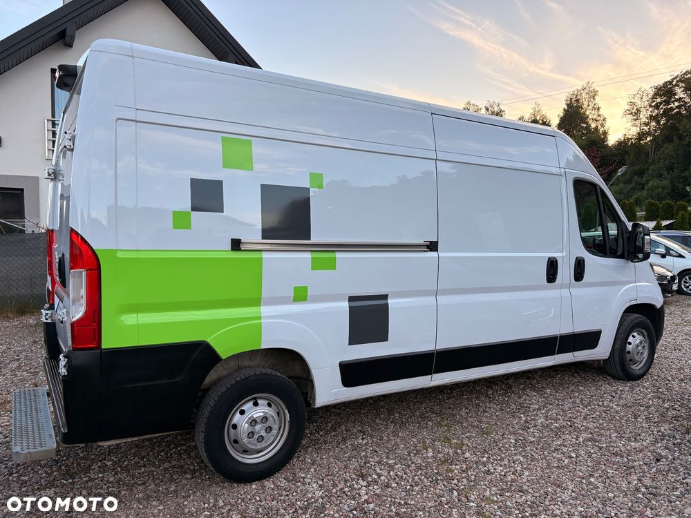 Peugeot Boxer 335 L3H2 Premium - 24