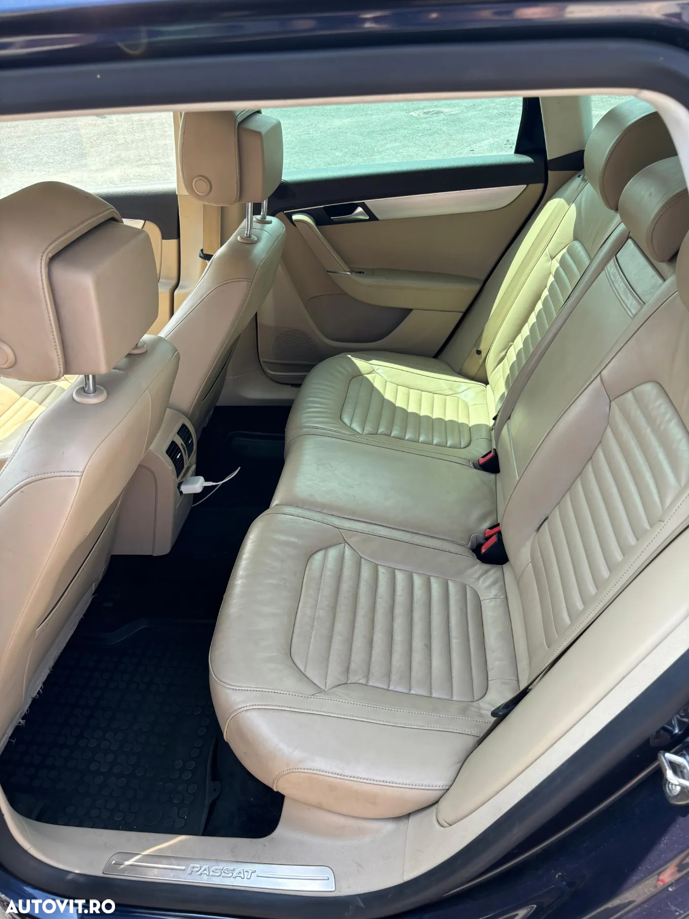 Volkswagen Passat Variant 2.0 TDI BlueMotion Technology Highline DSG - 22