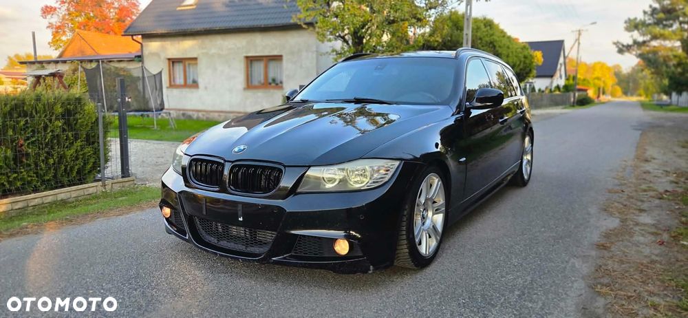 BMW 320D 2010 photo 3