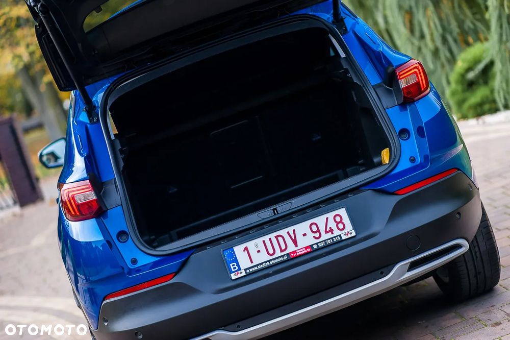 Opel Grandland X 1.2 Start/Stop Business Elegance - 10