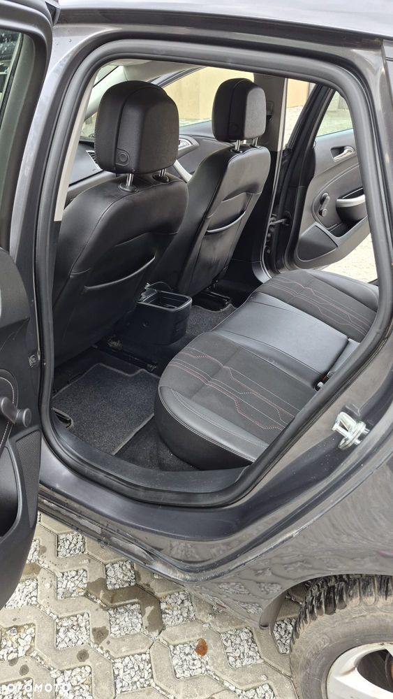 Opel Astra 1.4 Enjoy - 18