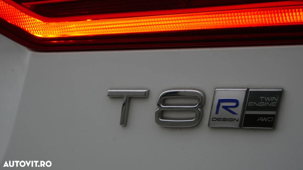 Volvo XC 60 T8 Twin Engine AWD R-Design - 13