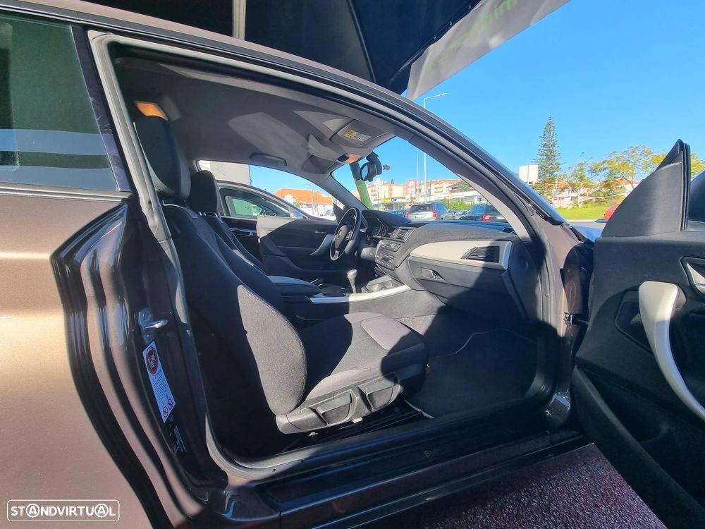 BMW 116 d EfficientDynamics Edition - 17