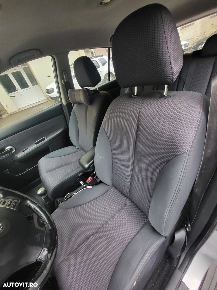 Nissan Tiida - 5