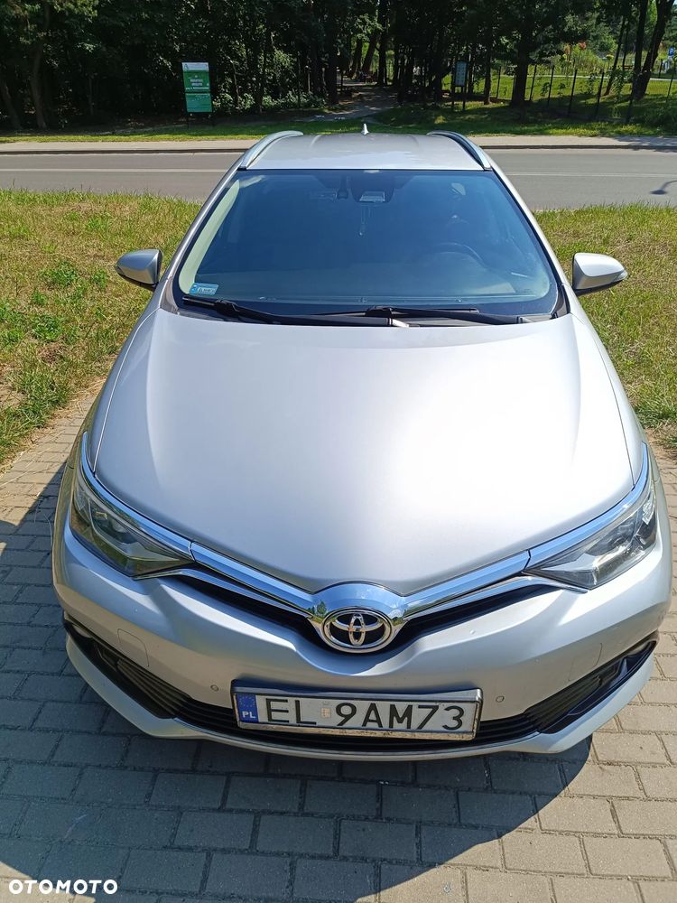Toyota Auris 1.6 D-4D Prestige - 9