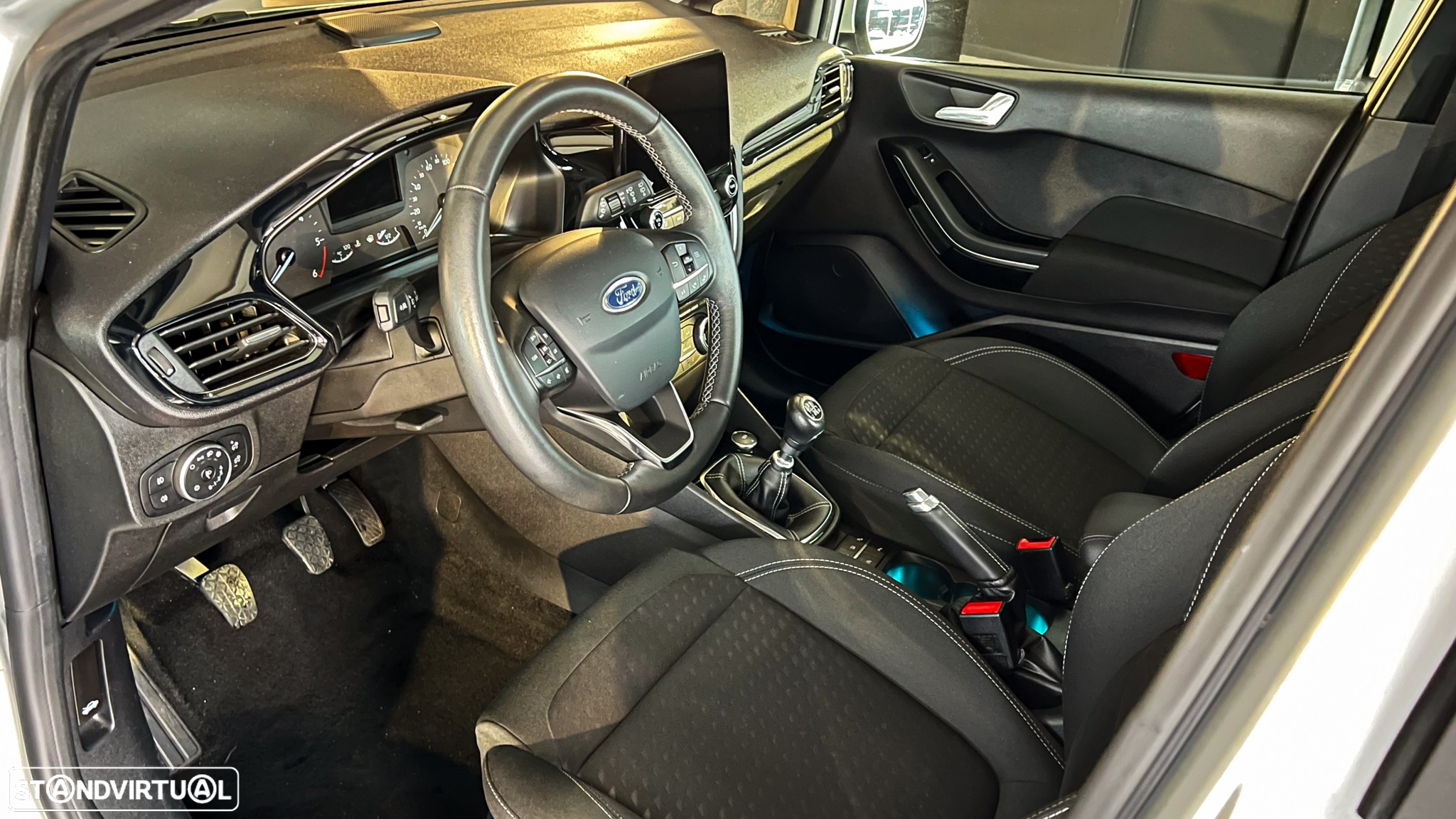 Ford Fiesta 1.5 TDCi Titanium - 11