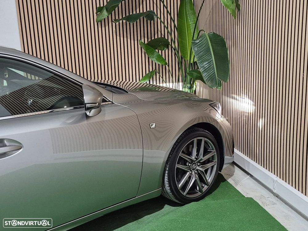 Lexus IS 200 t SPORT - 6