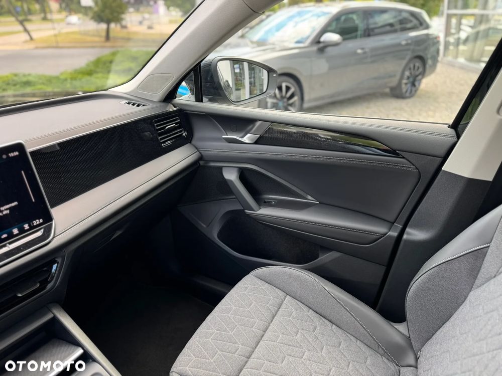 Volkswagen Tiguan 1.5 eTSI Life Plus DSG - 23