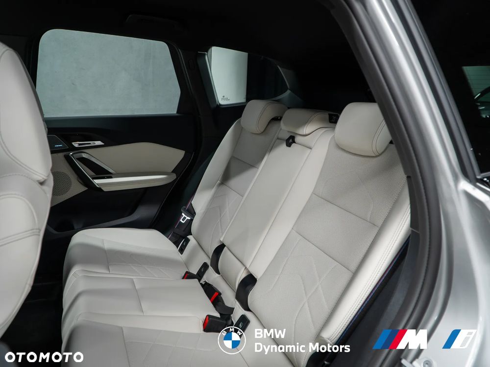 BMW X1 - 24